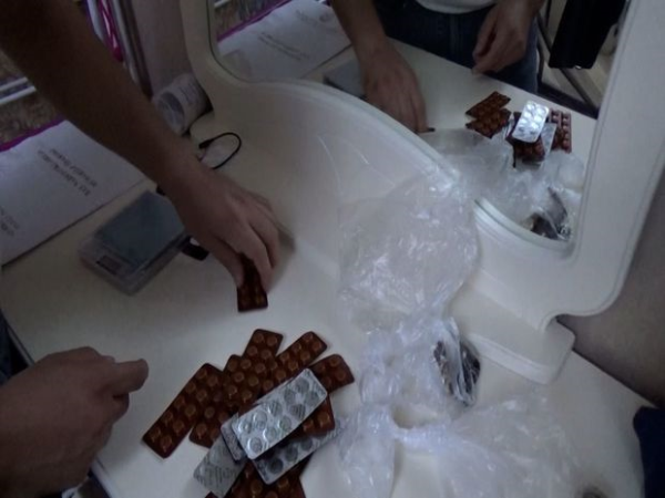 DİN əməliyyat keçirdi: “Tiryəkxana”, F-1 əl qumbarası, iki narkoman qadın aşkarlandı 